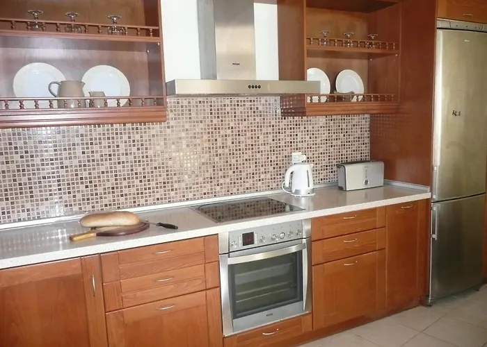 Villa Petrino - Flat Location Within Kassiopi. Sleeps 8 Kassiopi